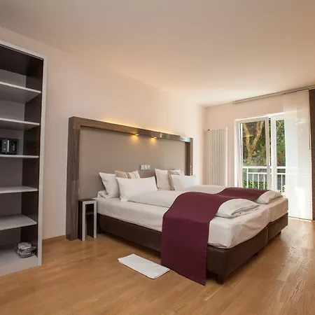 בית הארחה Wilhelmshoehe 3*