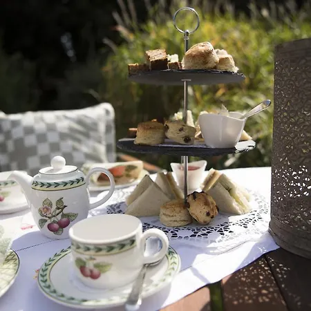 בית הארחה Wilhelmshoehe 3*