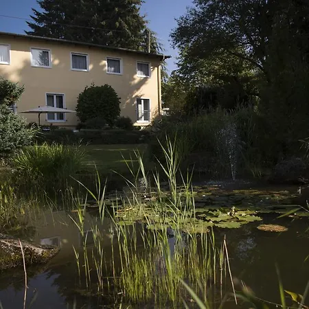 בית הארחה Wilhelmshoehe 3*